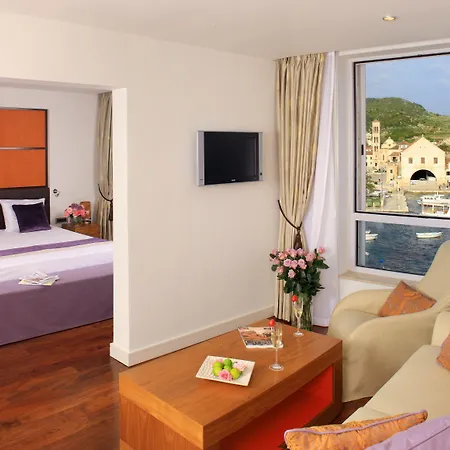 Adriana Hvar Hotel 4*