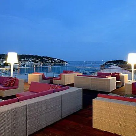 Adriana Hvar 4*