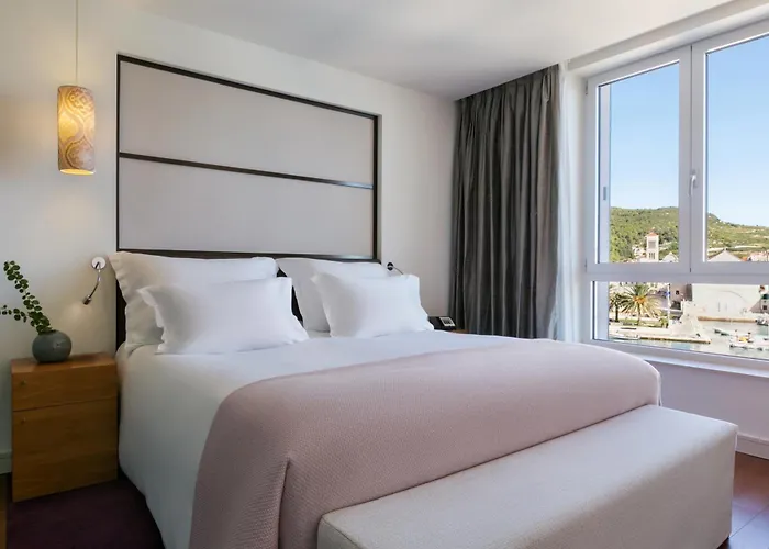 Hotel Adriana Hvar 4*